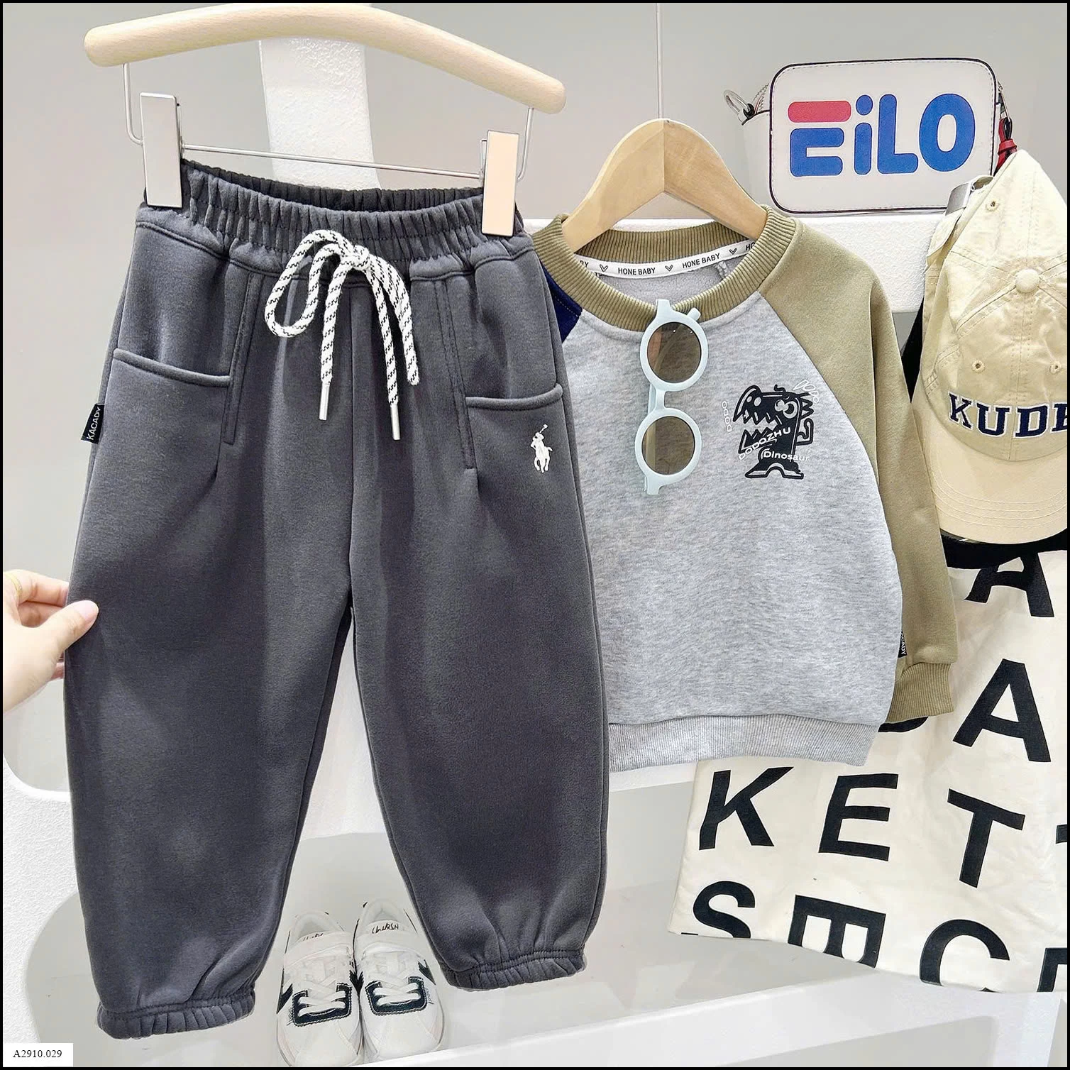 QUẦN NỈ BÉ TRAI HÃNG KACADY   Giá sỉ 136k