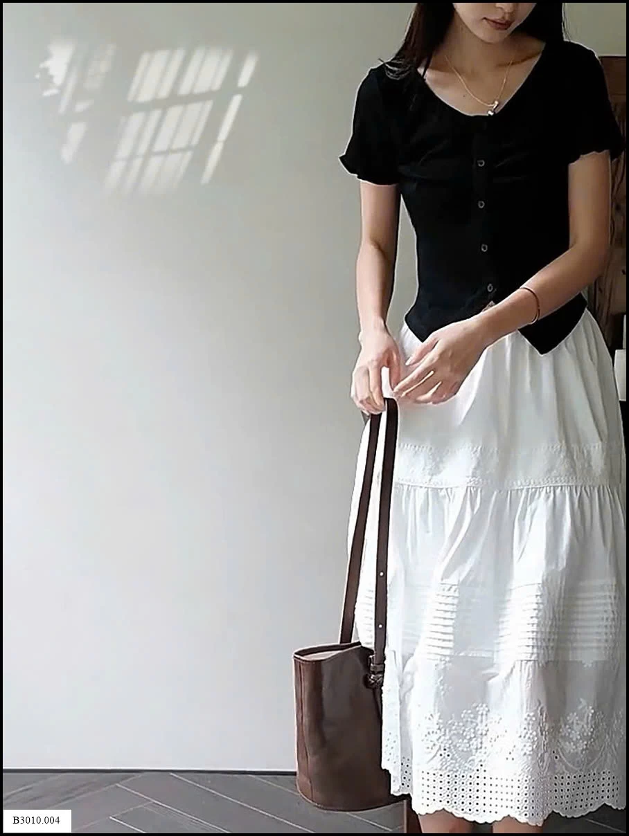 CHÂN VÁY REN ANNA  Giá sỉ 190k