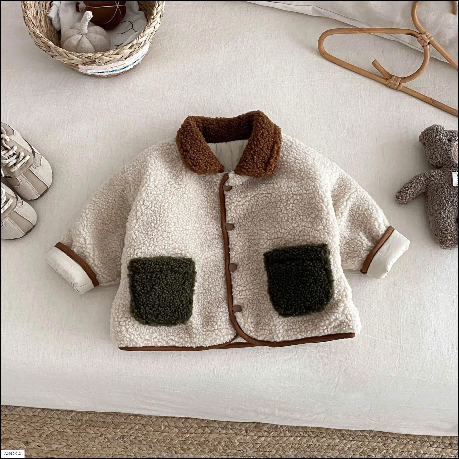 ÁO KHOÁC 2 MẶT CHO BÉ  Giá sỉ 195k