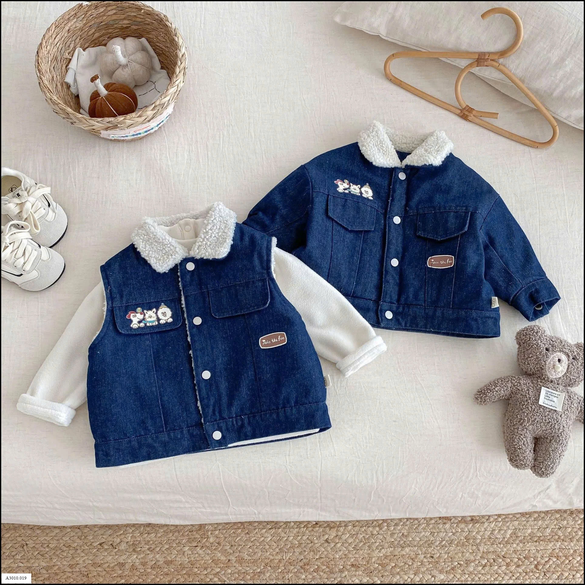 ÁO JEAN CỔ LÔNG   Giá sỉ gile: 187k  khoác: 230k