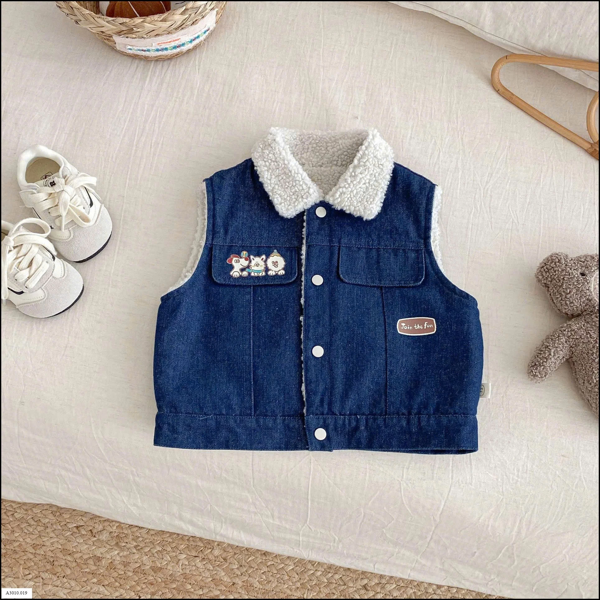 ÁO JEAN CỔ LÔNG   Giá sỉ gile: 187k  khoác: 230k