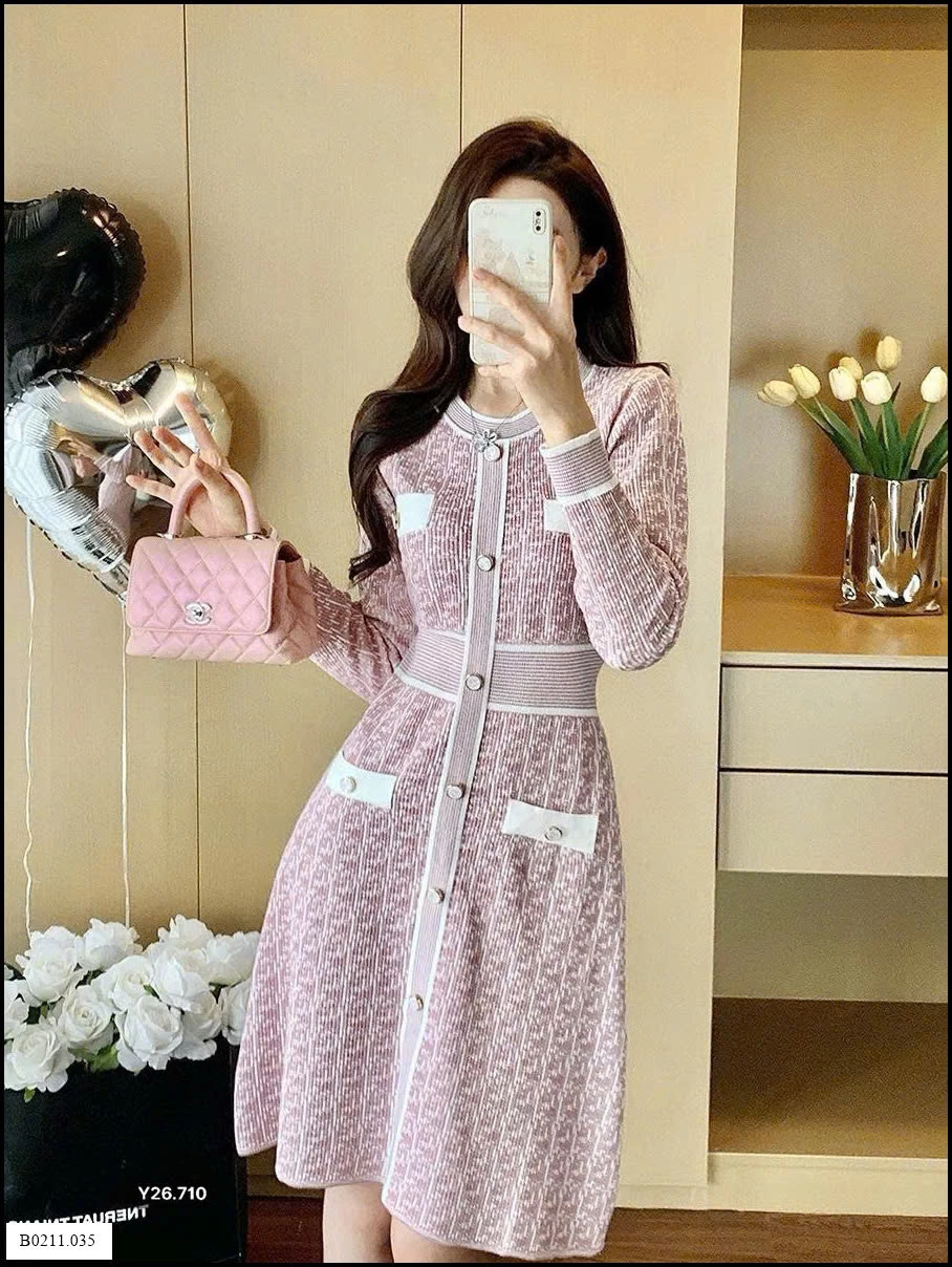 Váy len dệt kim phong cách  mùa thu 2025 Giá sỉ 430ka