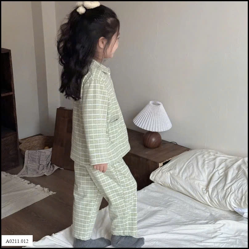 BỘ PIJAMA CHO BÉ  Giá sỉ 80-110: 95k/bộ  120-140: 109k/bộ  150-160: 119k/bộ  170-180: 129k/bộ