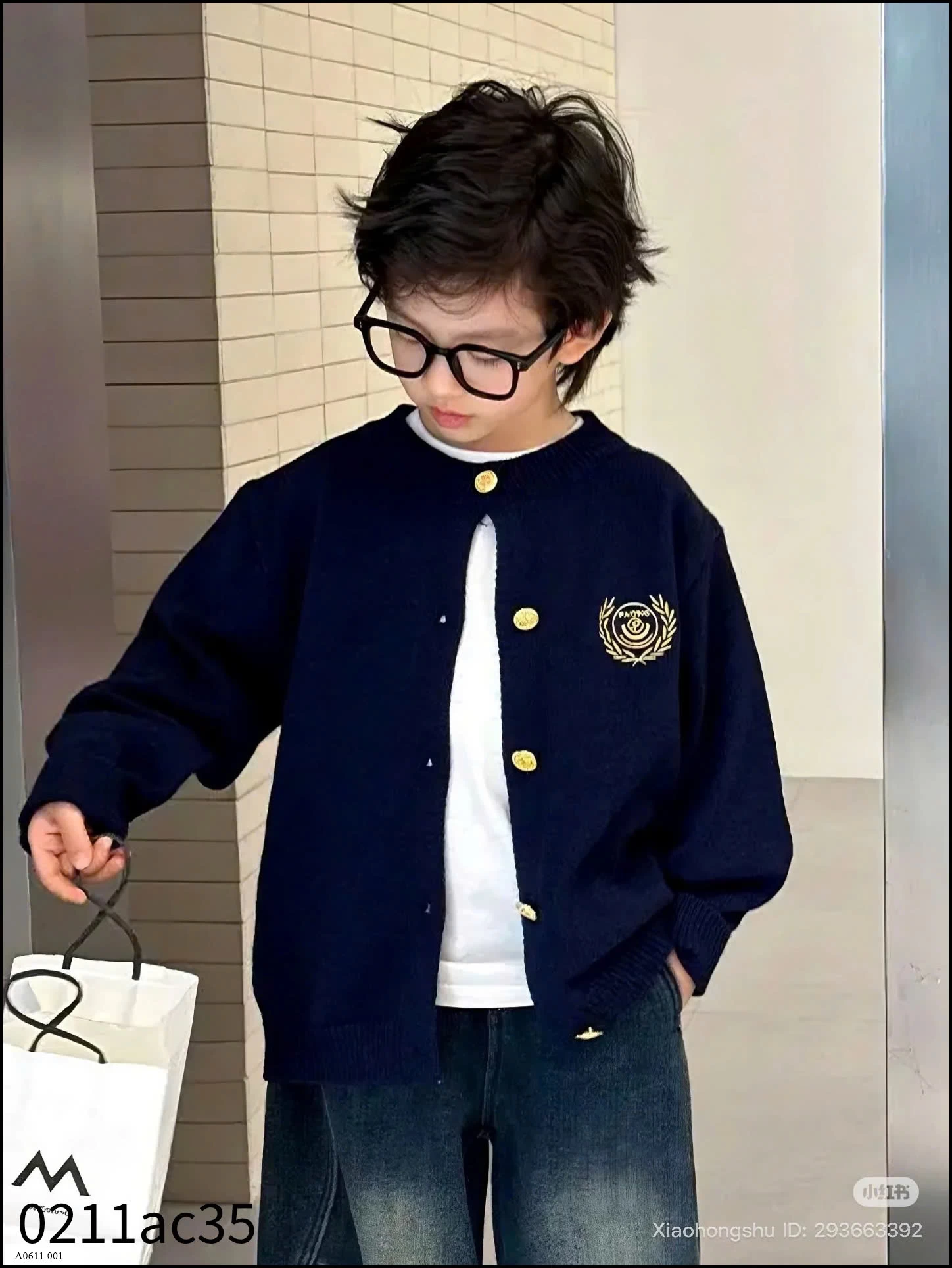 ÁO CDG LEN THÊU CHỮ M Giá sỉ 140k