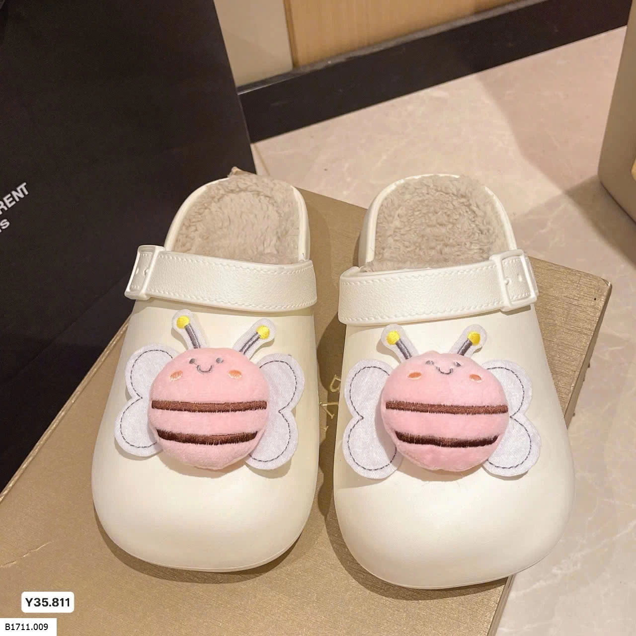 SỤC LÓT LÔNG CUTE CHO NỮ  Giá sỉ 90k/đ