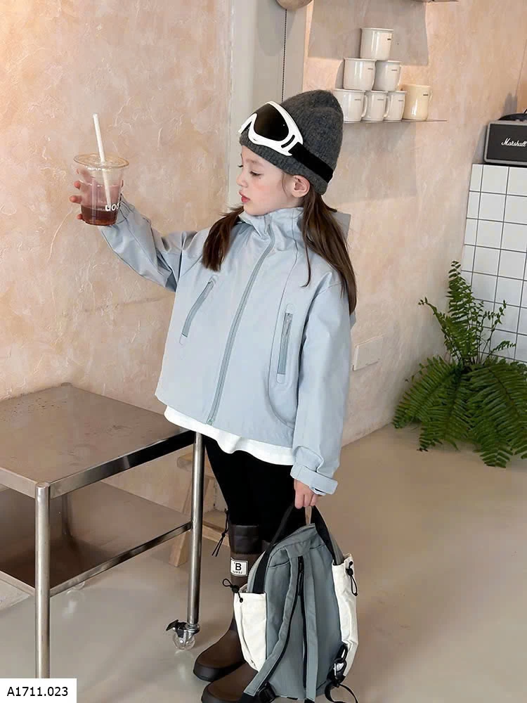 ÁO KHOÁC GIÓ AMBB  Giá sỉ sz 90-150: 225k sz 160: 240k  sz 170: 260k