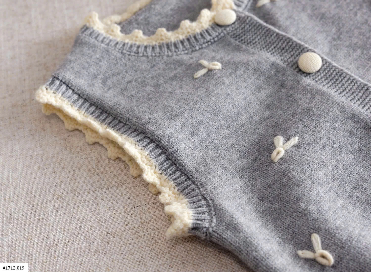 Áo gile len cho bé gái  Giá sỉ 119k