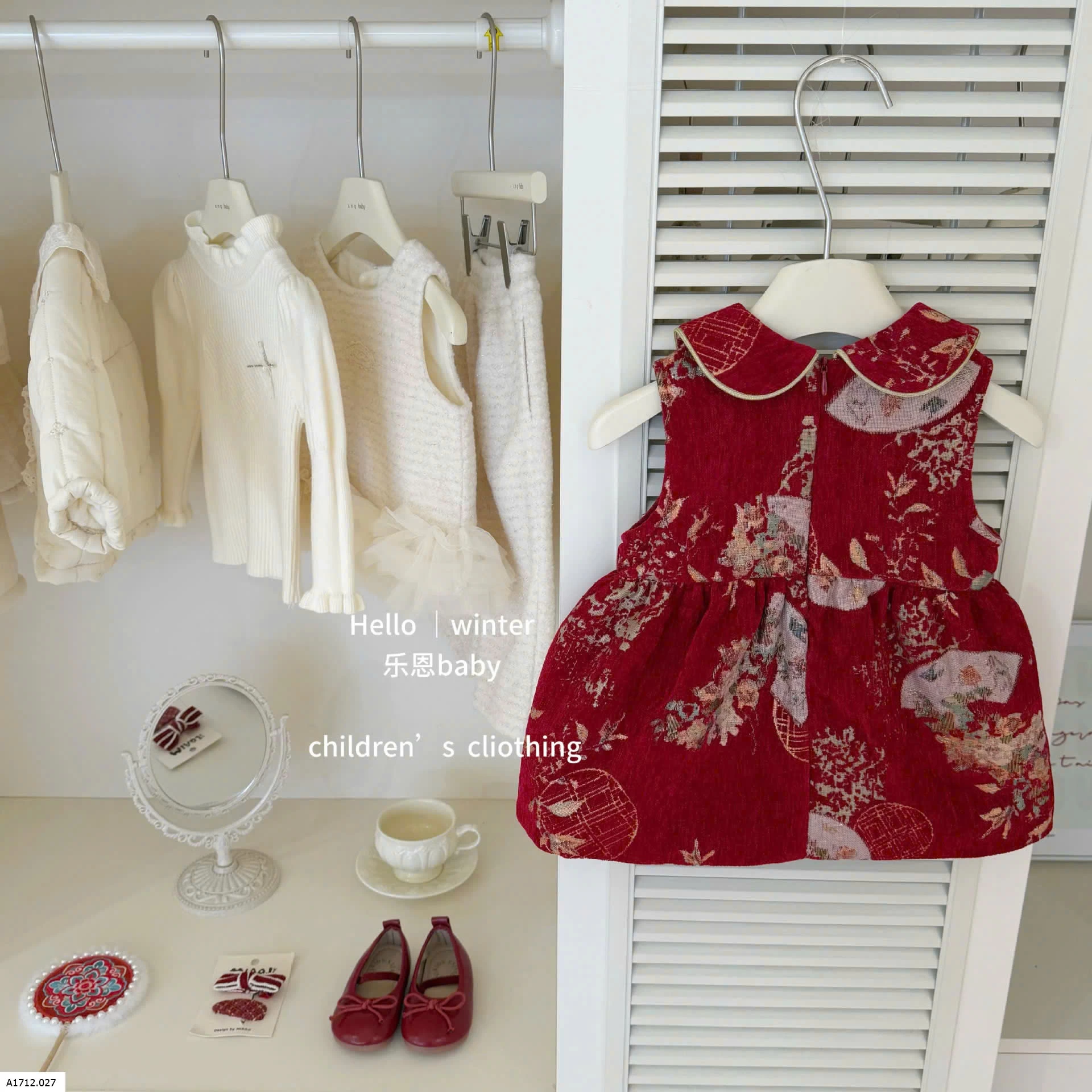 VÁY ĐỎ SƯỜN XÁM HỌA TIẾT BG  Giá sỉ 275k