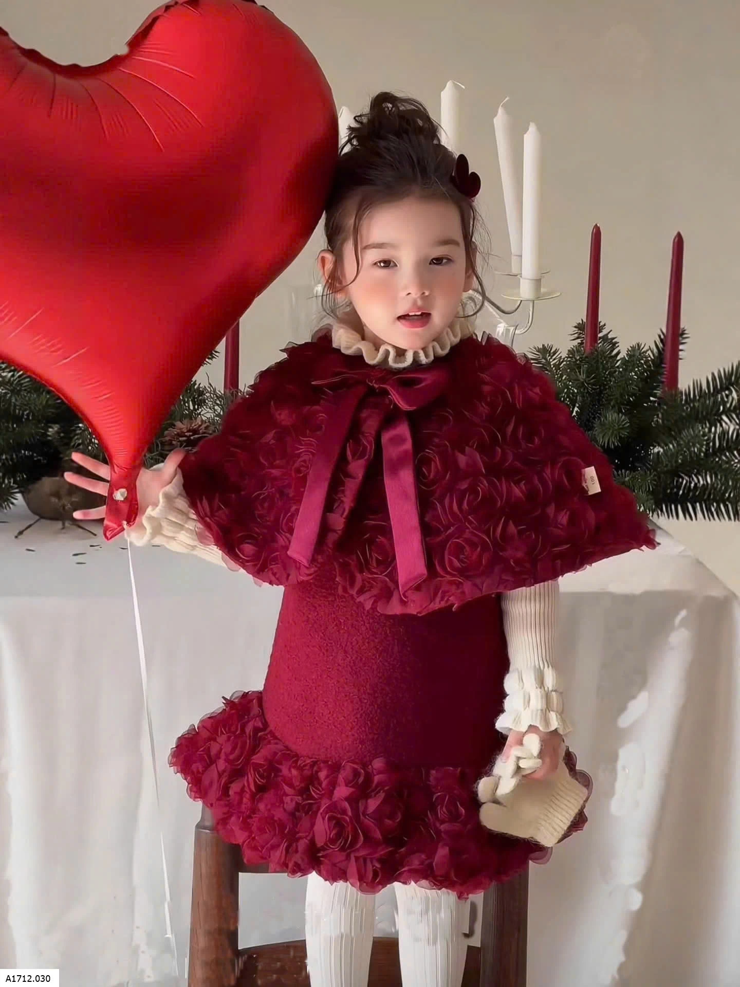 SET VÁY ĐỎ HOA HỒNG 3D  Giá sỉ choàng 227k  váy sát nách 268k  áo len 185k 