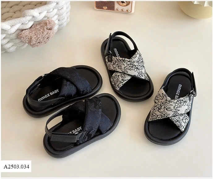 SANDAL QUAI CHÉO CHO BÉ   Giá sỉ như sau: sz 21-25 : 118k   sz 26-30 : 128k