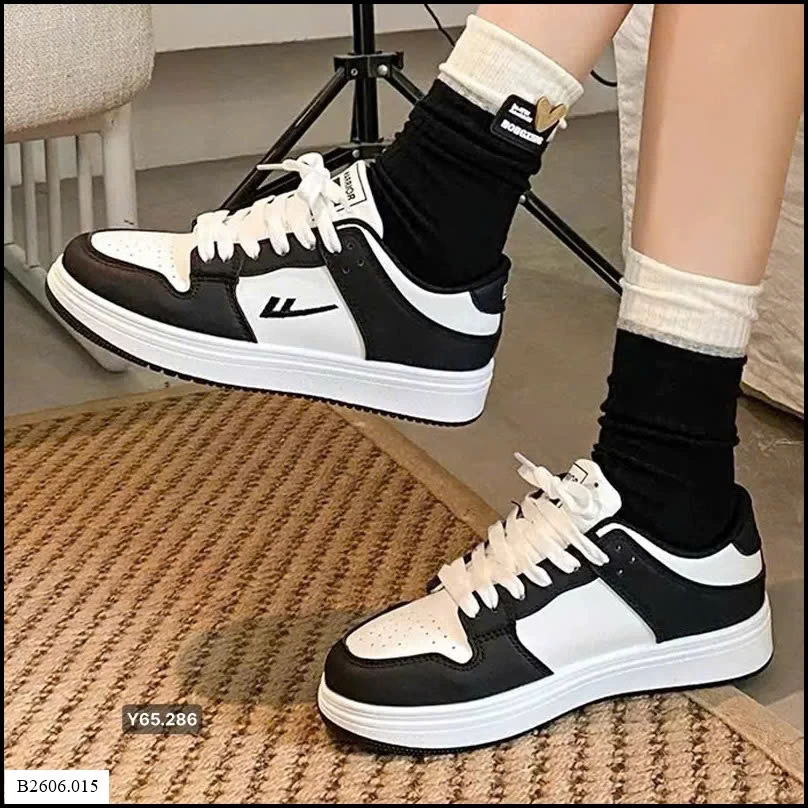 GIÀY THỂ THAO NAM NỮ HÃNG WARRIOR  Sỉ giá 240k
