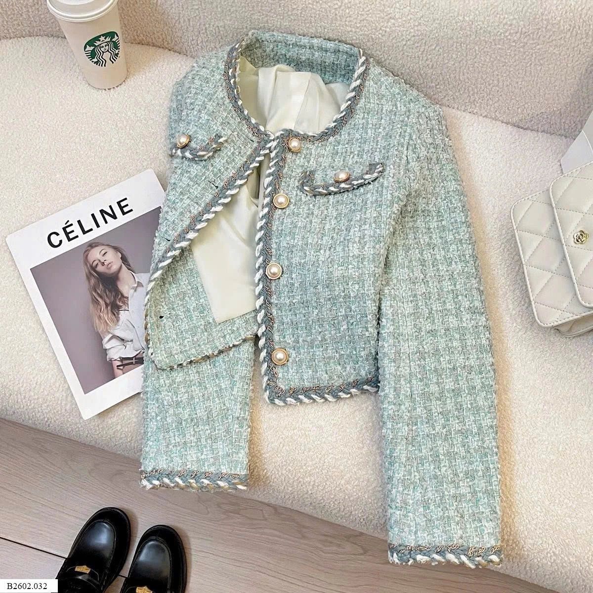 ÁO KHOÁC DẠ TWEED NỮ  Giá sỉ như sau: Thường : 223k Chần bông: 262k