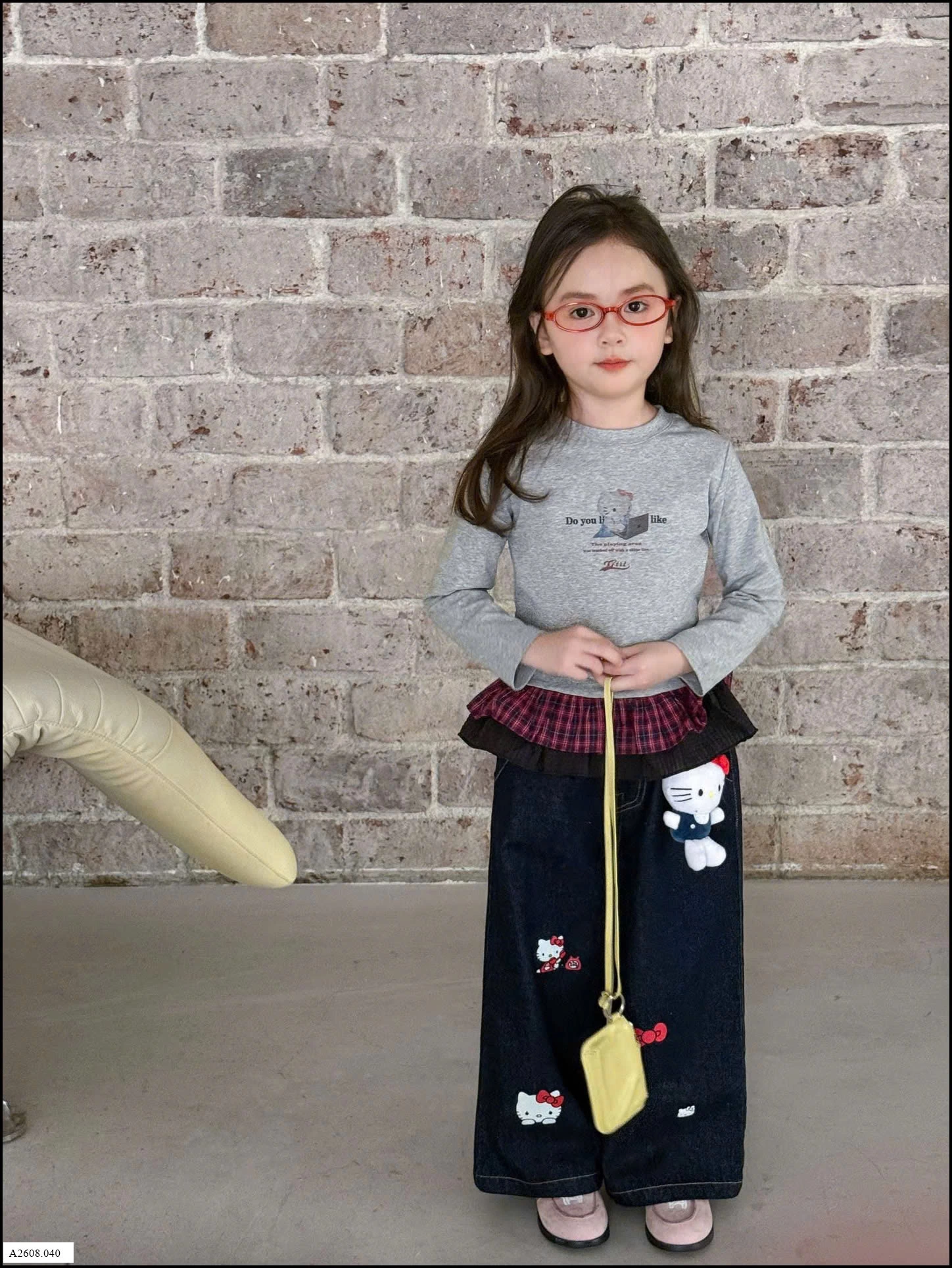 SET ÁO THUN DÀI TAY MIX QUẦN JEAN KITTY BG  Giá sỉ áo: 132k  quần: 203k