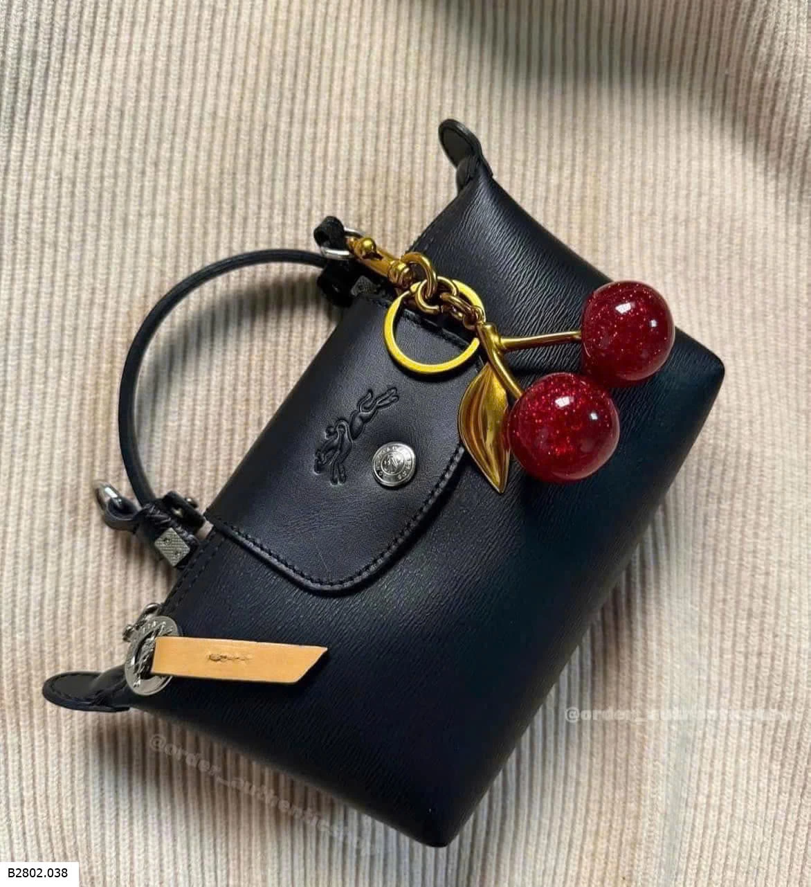 MÓC KHÓA Cherry Charm   Sỉ 38k