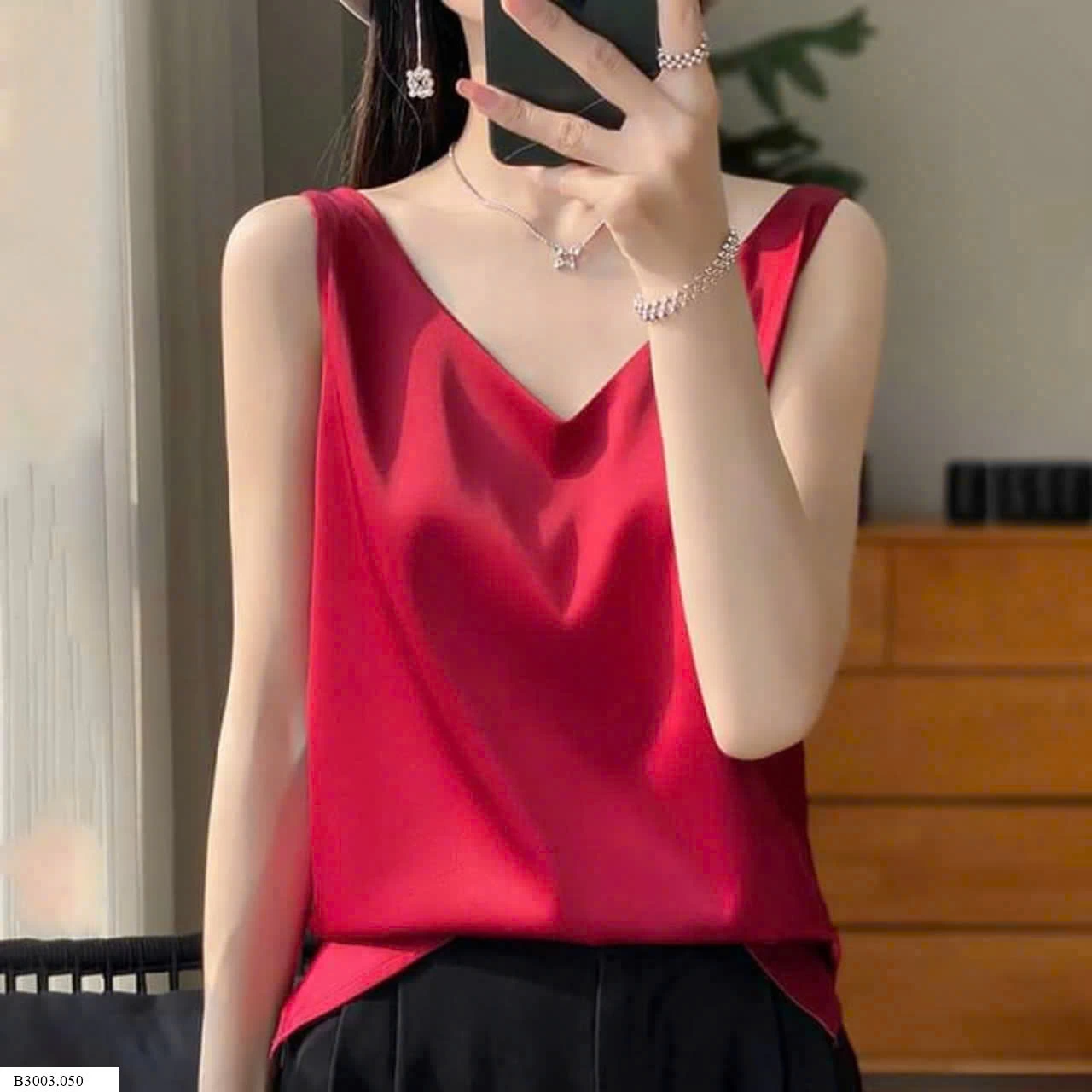 ÁO LỤA SÁT NÁCH NỮ   Sỉ 70ka