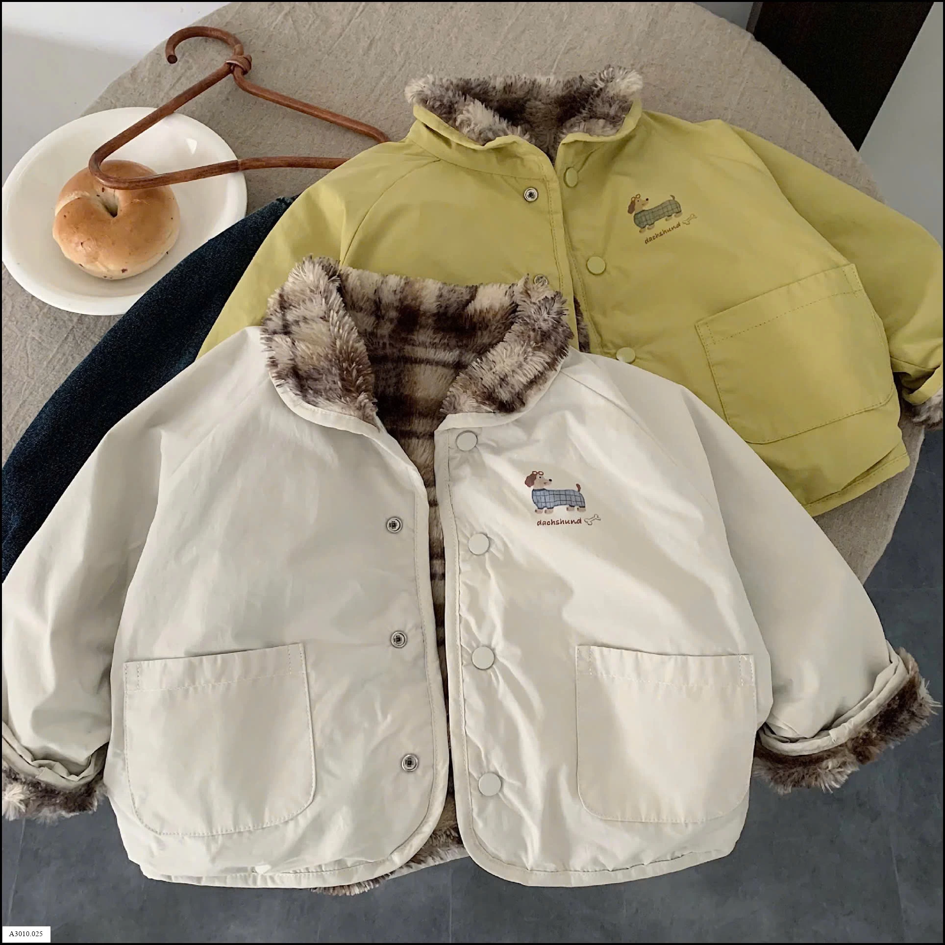 ÁO KHOÁC 2 MẶT LÔNG CARO NÂU   Giá sỉ 255k