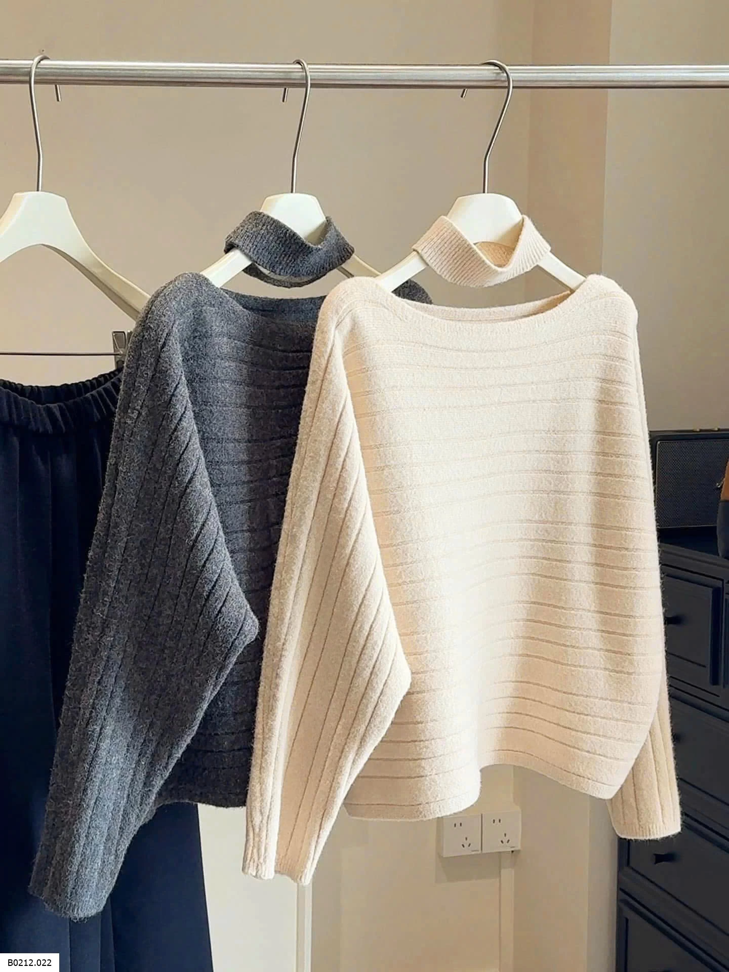 ÁO LEN TRỄ VAI CÁNH DƠI NHÀ ANNA   Giá sỉ 220k