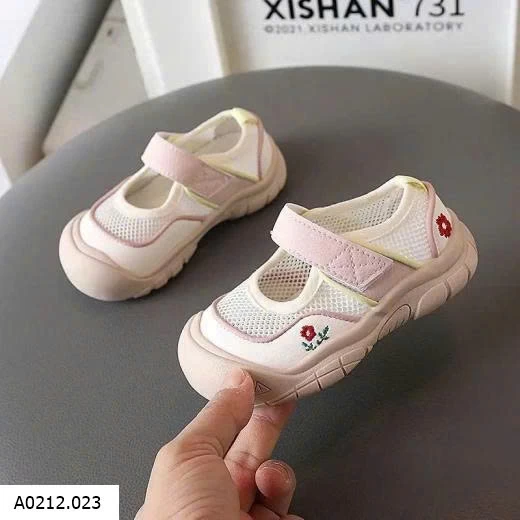 Sandal bé gái mùa hè   Giá sỉ Sz 21-25 #135k Sz 26-30 #143ka