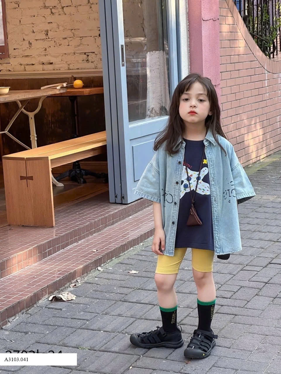 QUẦN LEGGING ĐÙI BG AMBB   Giá sỉ như sau:  Size 90-150 : 55k/1c  Size 160-170 : 70k/1c