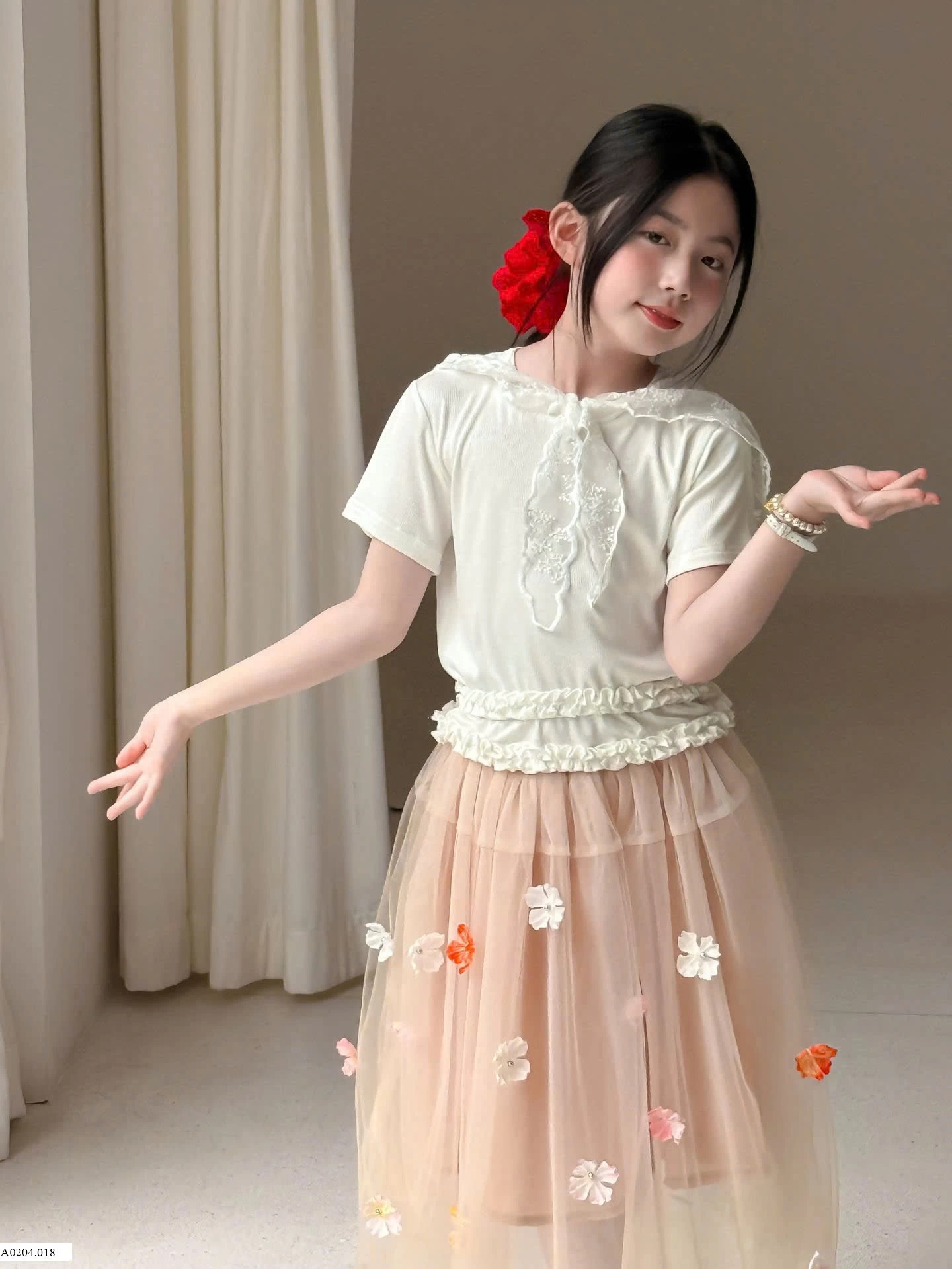 SET ÁO PHÔNG MIX CHÂN VÁY REN HOA   Giá sỉ như sau: áo 101k quần 209k