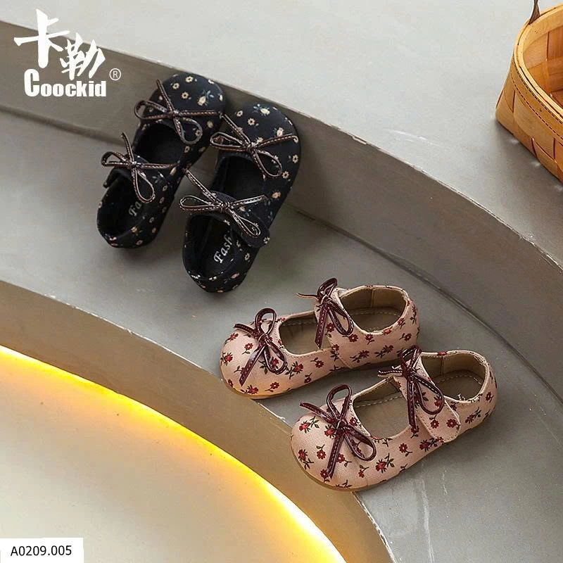 GIÀY HOA CÔNG CHÚA BG  Giá sỉ sz 23-28: 113k sz 29-34: 123k