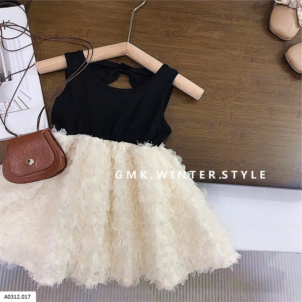 VÁY CÔNG CHÚA SÁT NÁCH HỞ LƯNG BG Giá sỉ 198k