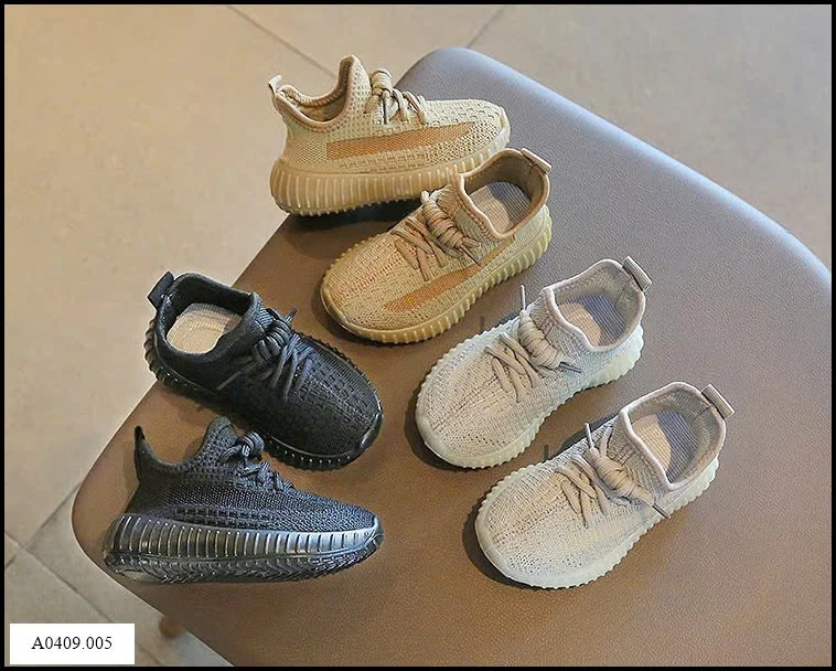 GIÀY CHUN ĐẾ MỀM LOANG MÀU   Giá sỉ size 21–26: 100k size 27–32: 106k  size 33–38: 112k 